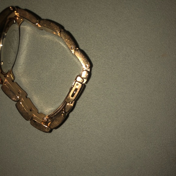 Micheal Kors watch - Picture 2 of 3